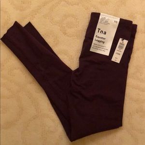 NWT Aritzia TNA Equator Leggings in Cardamon